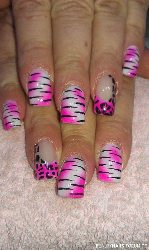 Nageldesign Pink Schwarz
 100 Schwarze Nageldesign Bilder Ideen 2019