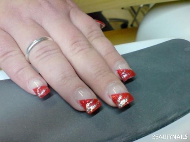 Nageldesign Rot Silber
 Glitzer French Rot Nageldesign