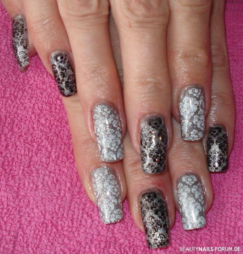 Nageldesign Schwarz Silber
 Schwarz Weiß Silber Stamping Nails Nageldesign