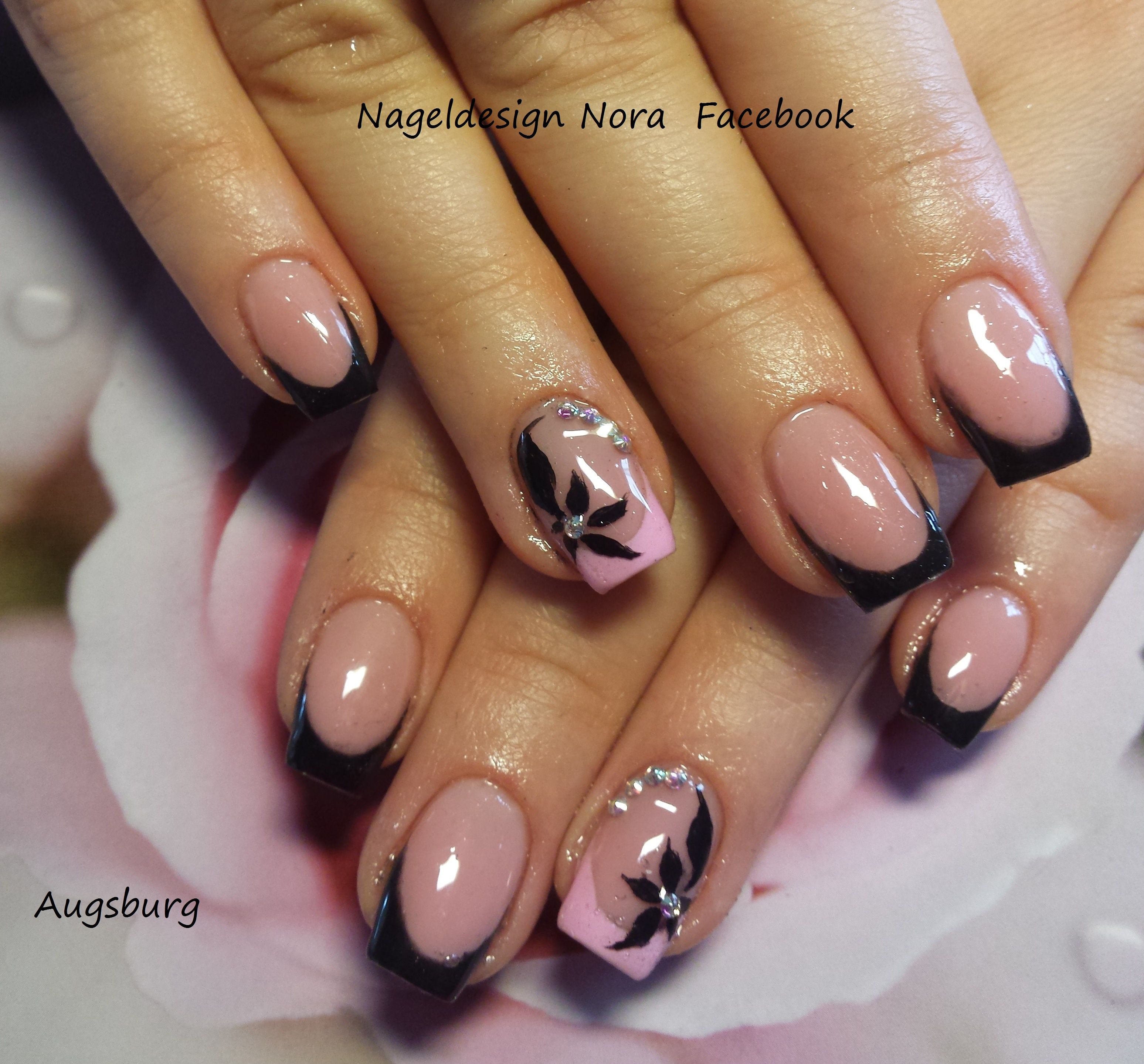 Nageldesign Trends
 Nails by Nageldesign Nora from galerie