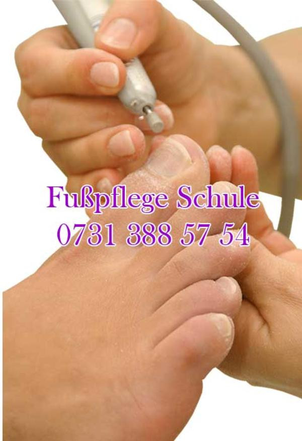 Nageldesign Ulm
 Fußpflege Schulung Fußpflegerin in Ulm am 25 Juni 2014