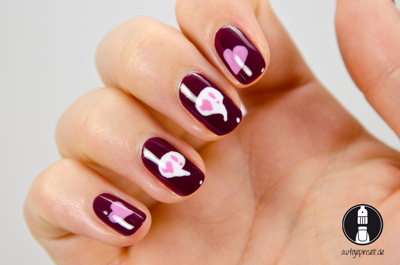 Nageldesign Valentinstag
 Nageldesign Valentinstag 2015 aufgepinselt