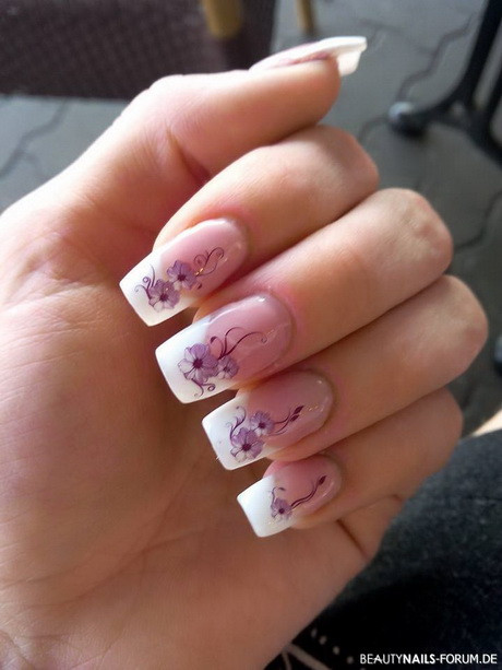 Nageldesign Weiß Mit Blumen
 French nägel mit blumen