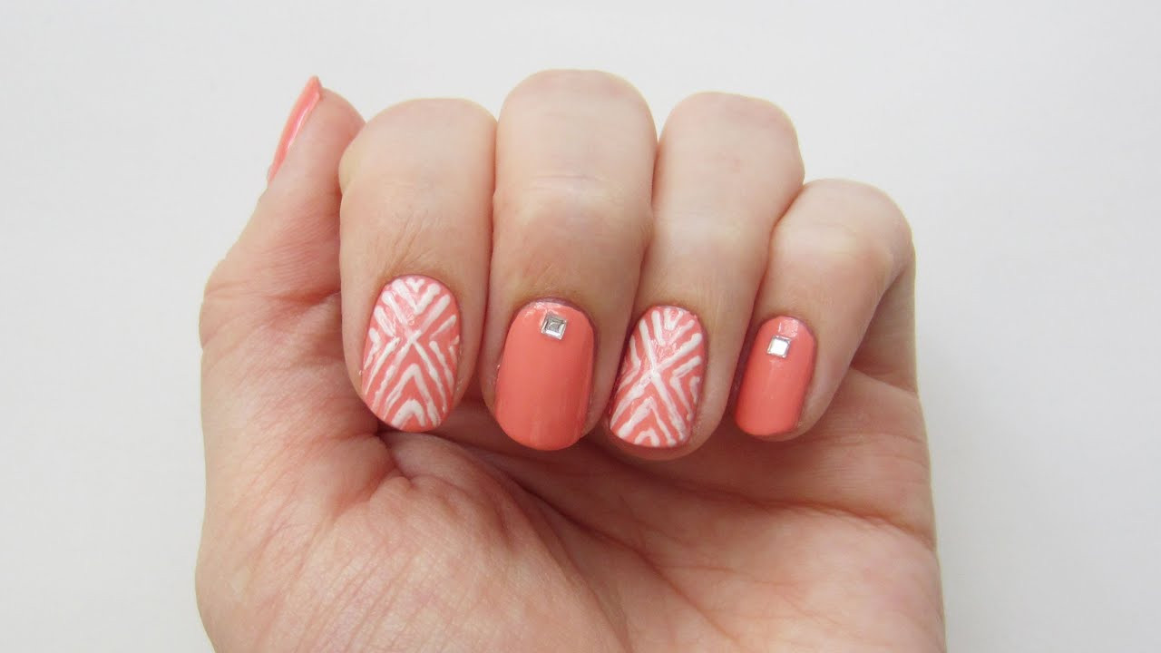 Nageldesign Youtube
 Nageldesign orange weißes geometrisches Muster