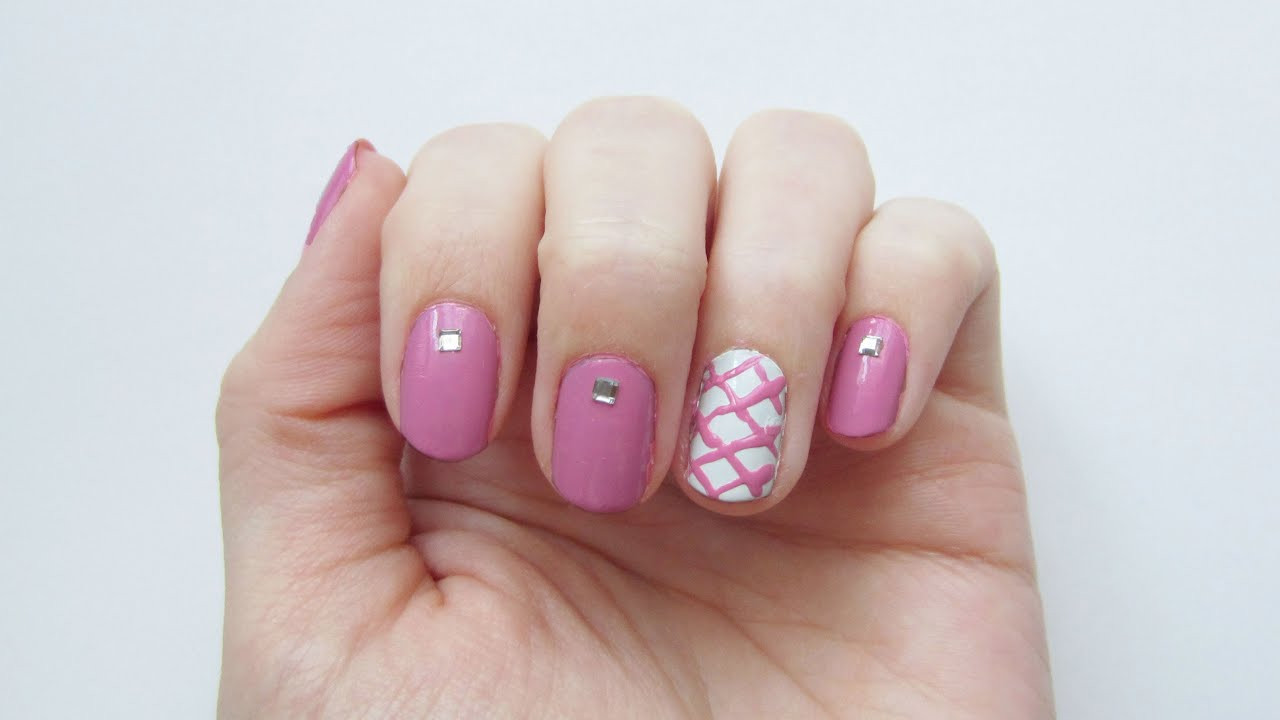 Nageldesign Youtube
 Nageldesign Karo Muster in Pink