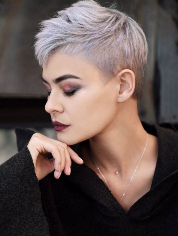 Neue Frisuren Damen 2019
 Frisuren Damen Graue Haare 2019