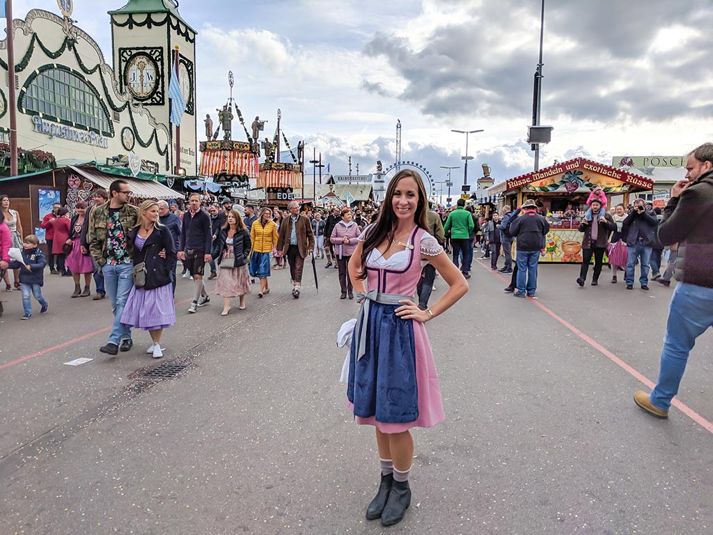Oktoberfest Frisuren 2019
 Oktoberfest 2019 Schedule of Really Awesome Events