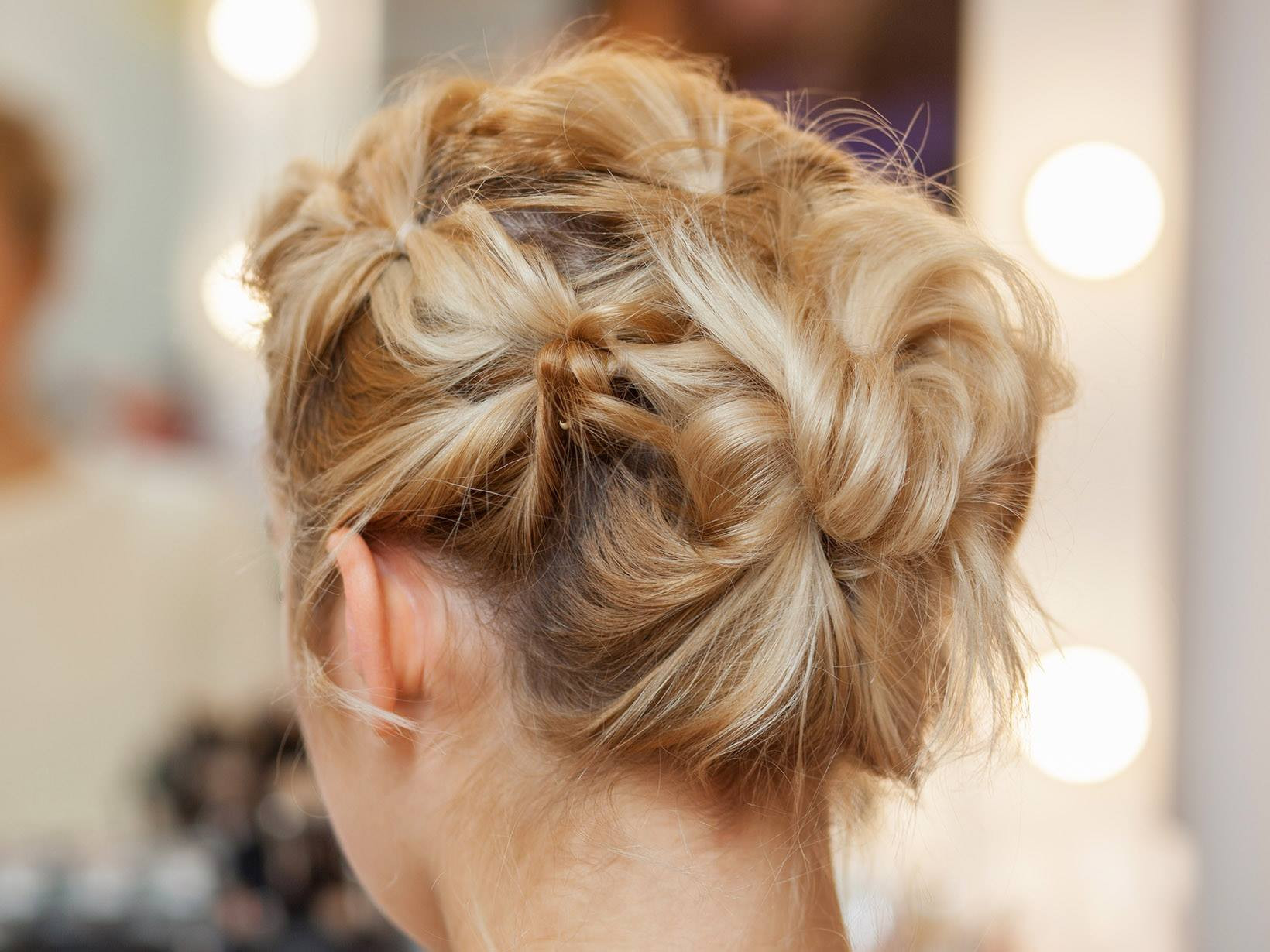 Oktoberfest Frisuren Dünnes Haar
 Frisuren zum Dirndl Die besten Looks fürs Oktoberfest