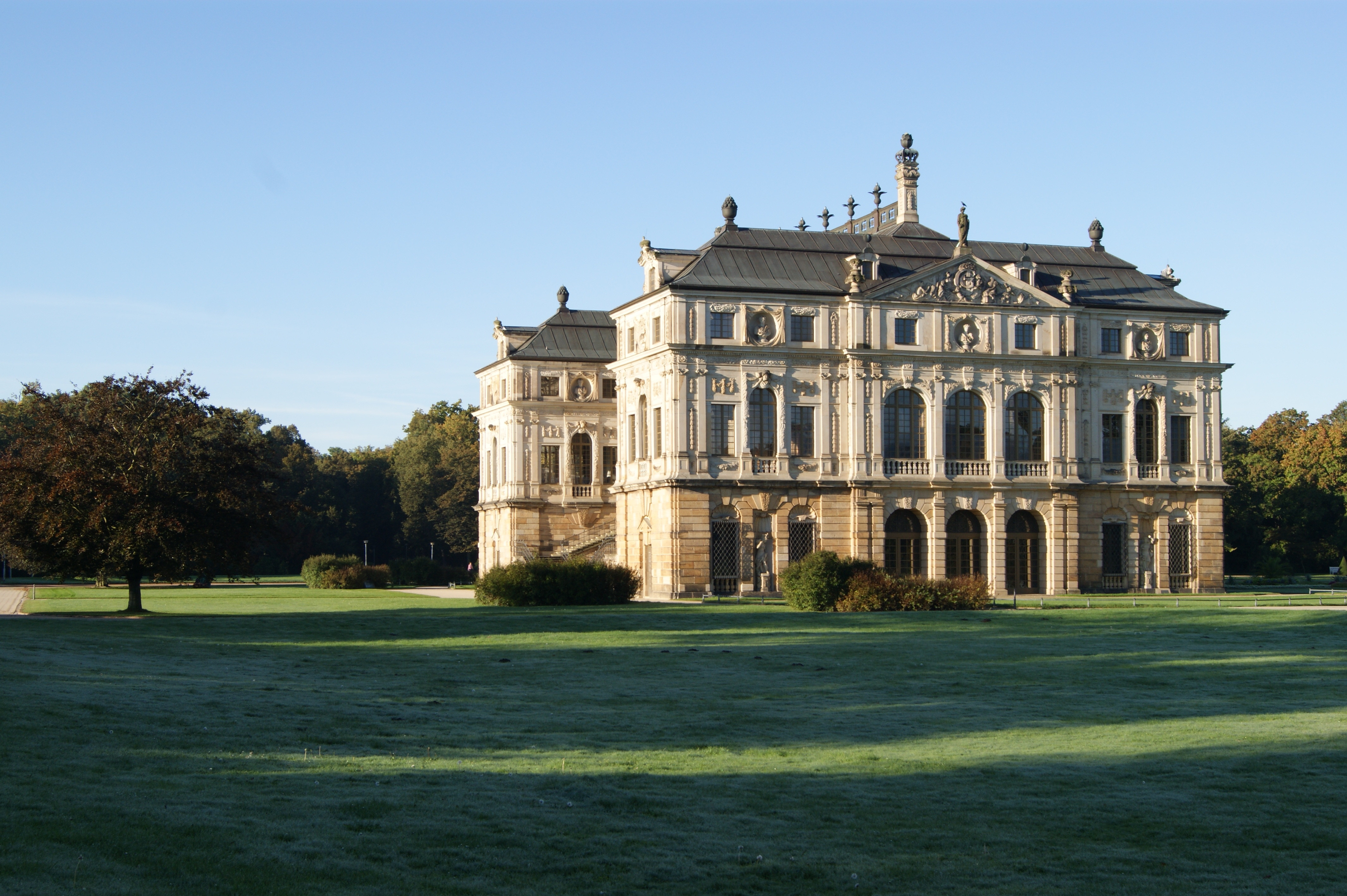 Palais Im Großen Garten Dresden
 File Dresden palais im großen garten