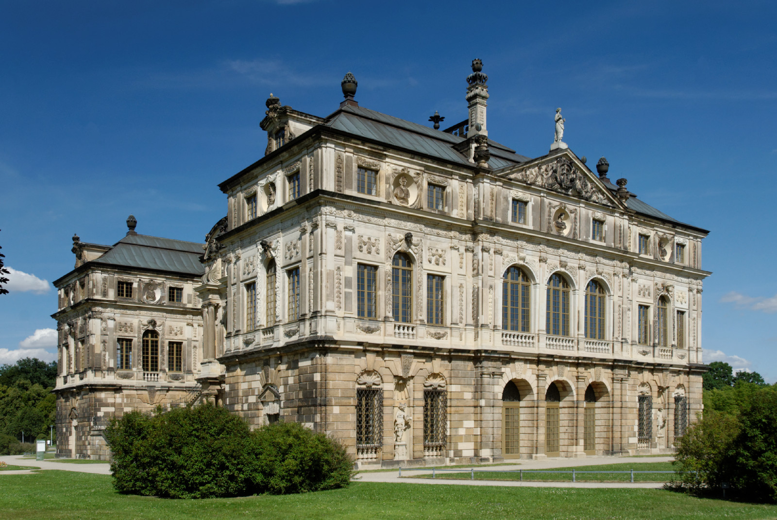 Palais Im Großen Garten Dresden
 File Palais im Grossen Garten in Dresden von Westen