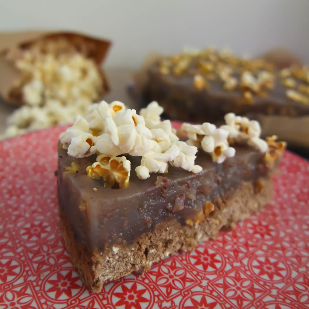 Popcorn Kuchen
 Veganer Popcorn Kuchen – Glutenfrei fettarm & ohne Soja