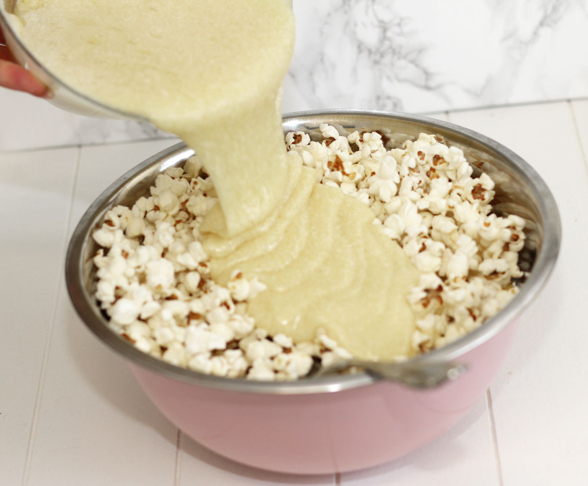 Popcorn Kuchen
 Rezept Bunter Popcorn Kuchen Carmen Segattini