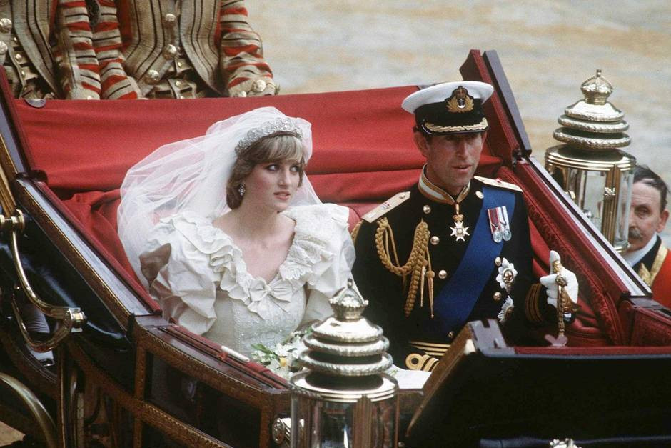 Prinzessin Diana Hochzeit
 Prinzessin Diana Selbstmordversuch nach der Hochzeit mit