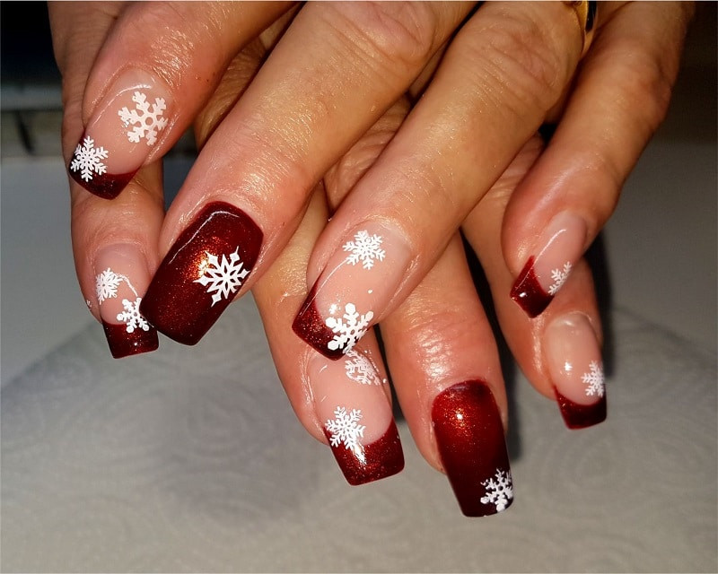 Richtige Maniküre
 Individuelle Maniküre