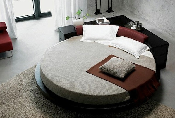 Runde Betten
 15 runde Betten auf moderner Plattform Eleganz und Ruhe