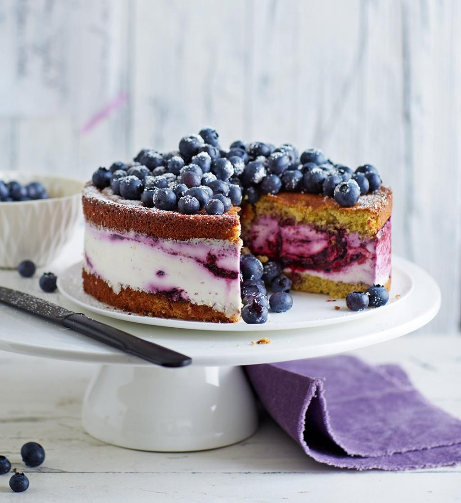 Schnelle Geburtstagstorte
 Quark Sahne Blaubeer Torte Rezept ESSEN & TRINKEN