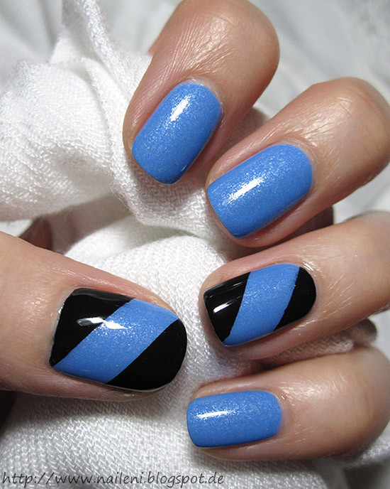 Schnelle Nageldesigns
 nails reloaded Nageldesign Blau Schwarz aped