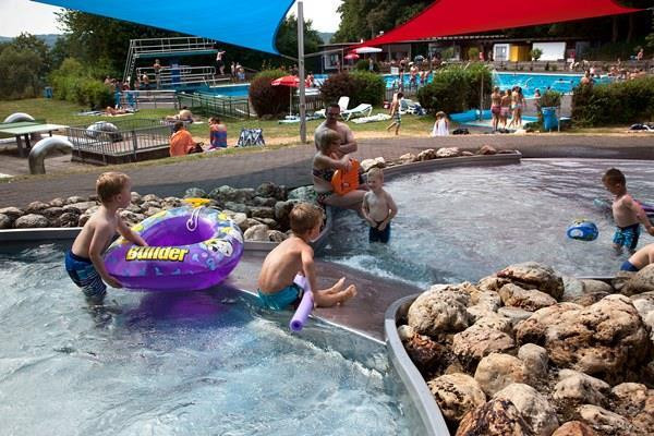 Schwimmbad Bad Marienberg
 Freibad Unnau · Unnau