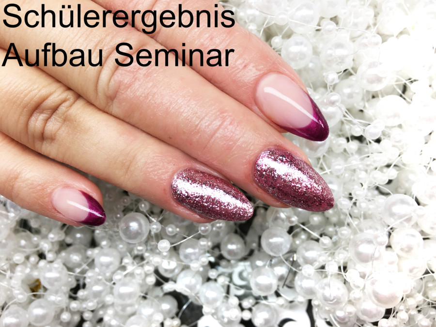 Seminar Nageldesign
 Kreativ Nageldesign Wittek Aufbau Seminar Geltechnik