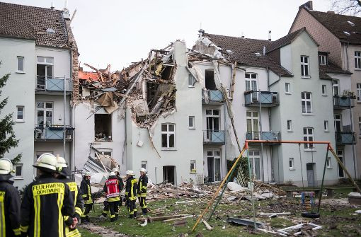 Shisha Haus Dortmund
 Nach schwerer Explosion in Dortmund Frauenleiche gefunden