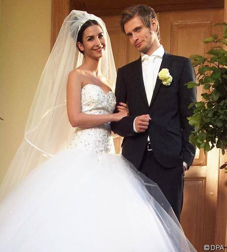 Sila Sahin Hochzeit
 Jörn Schlönvoigt & Sila Sahin GZSZ Hochzeit und in