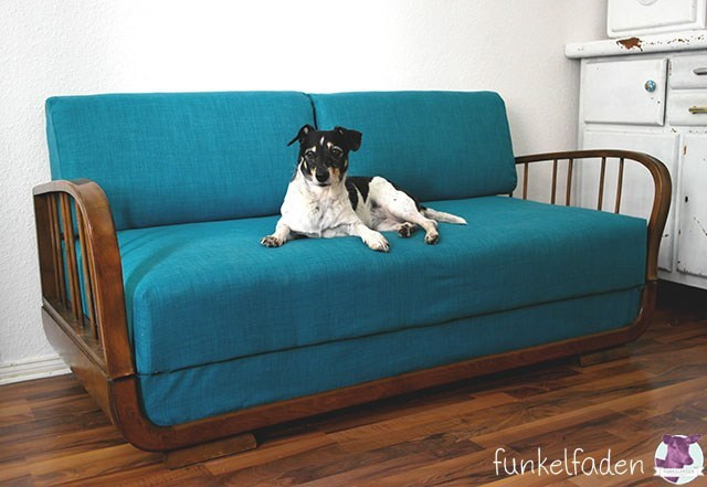 Sofa Neu Beziehen Diy
 DIY – Aus einem alten Sofa wird ein Traumsofa