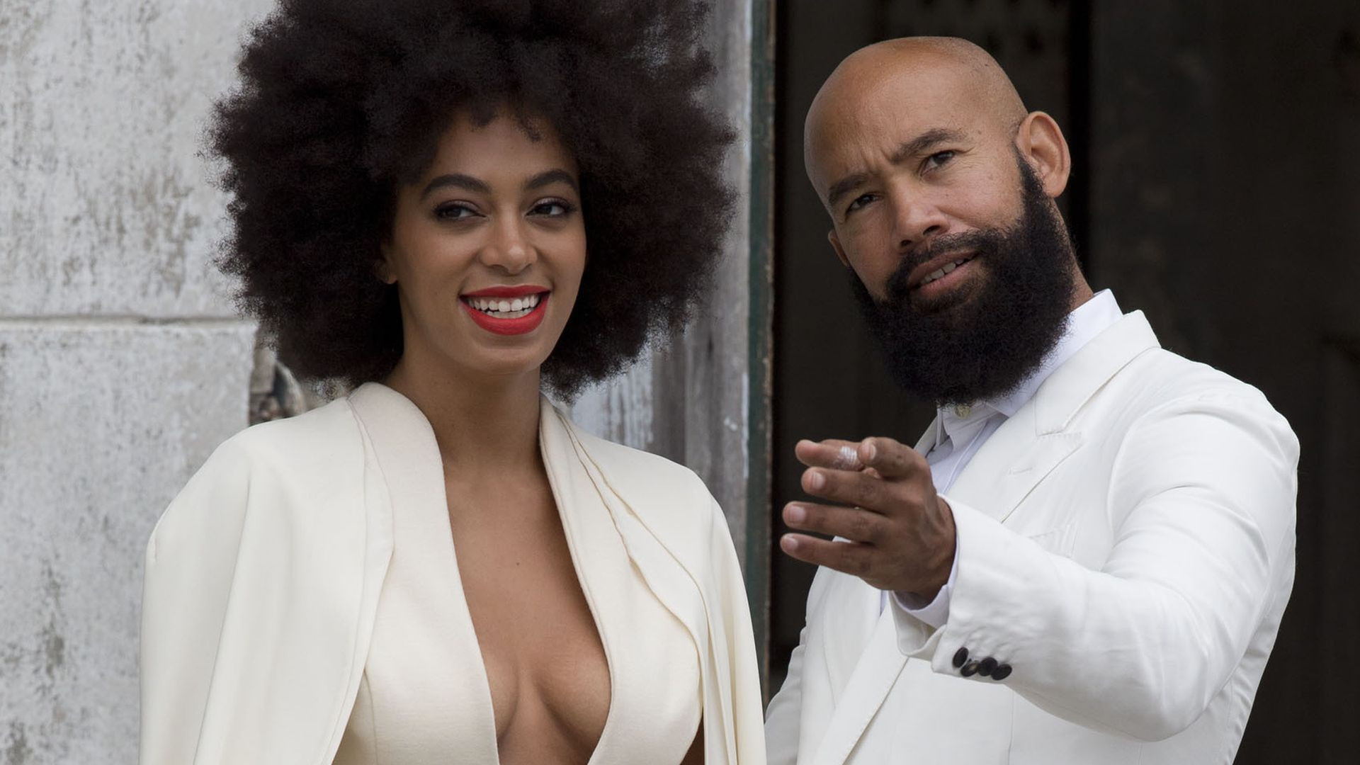 Solange Knowles Hochzeit
 y Braut in Weiß 1 Fotos von Solange Knowles