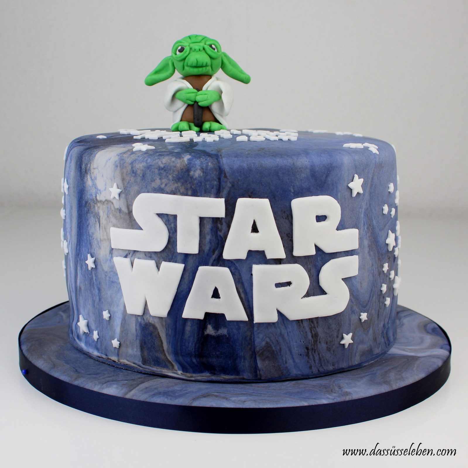 Star Wars Geburtstagstorte
 Rezept Star Wars Torte mit Yoda