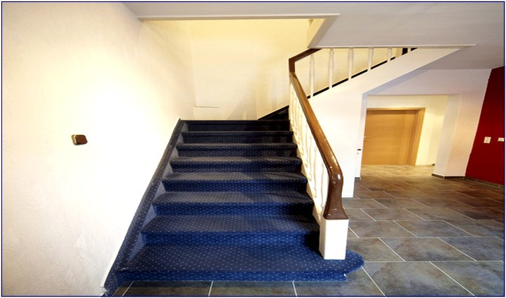 Teppich Für Treppen
 Strapazierfähiger Teppich Für Treppen