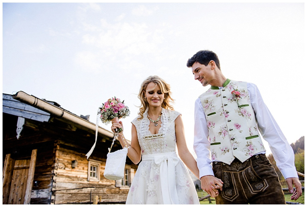 Trachten Hochzeit
 Bayerische Hüttenhochzeit auf der Alm