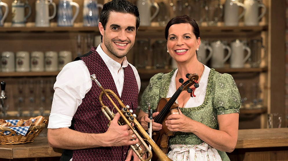 Traudi Siferlinger Hochzeit
 Traditionell schräg dahoam Mit Traudi Siferlinger und