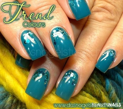 Übungshand Nageldesign
 Gelnägel Beispiele & Übungen Übungshand Übungsfinger