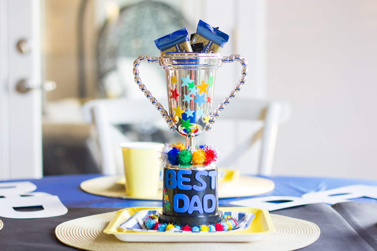 Vatertag Geschenke
 DIY Best Dad Trophy