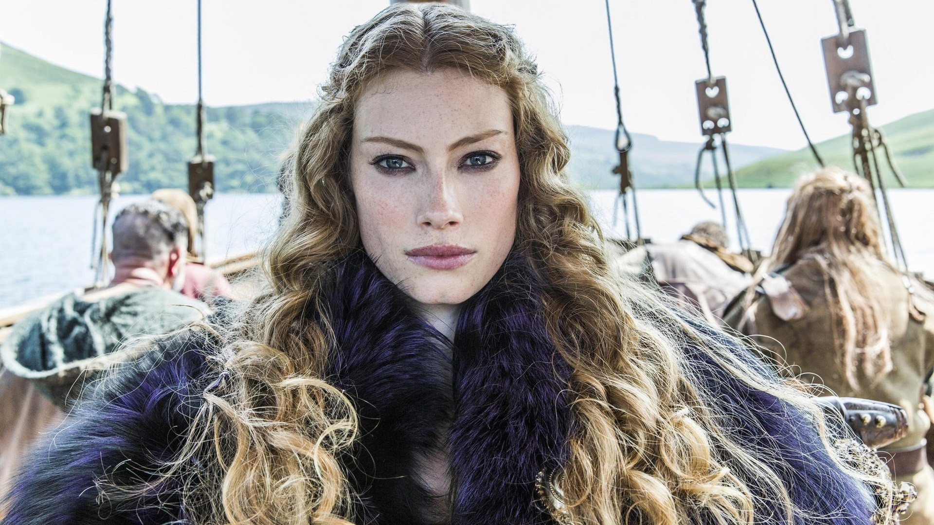 Vikings Frisuren Frauen
 Fondos de Vikingos imágenes y wallpapers de la serie Vikingos