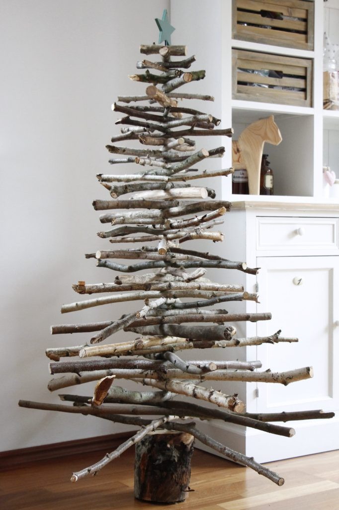 Weihnachtsbaum Diy
 Weihnachtliche DIY Idee Weihnachtsbaum aus Holz bauen