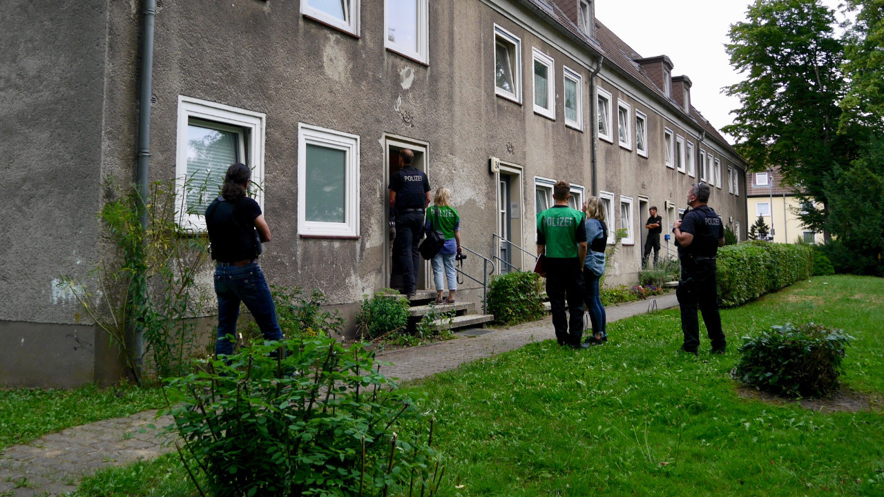 Wohnungen In Lübeck
 Haftbefehl nach Messer Attacke in Linienbus Polizei