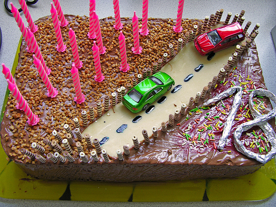 Zum 18. Geburtstag Geschenke
 Führerschein Torte zum 18 Geburtstag von cityfield2000