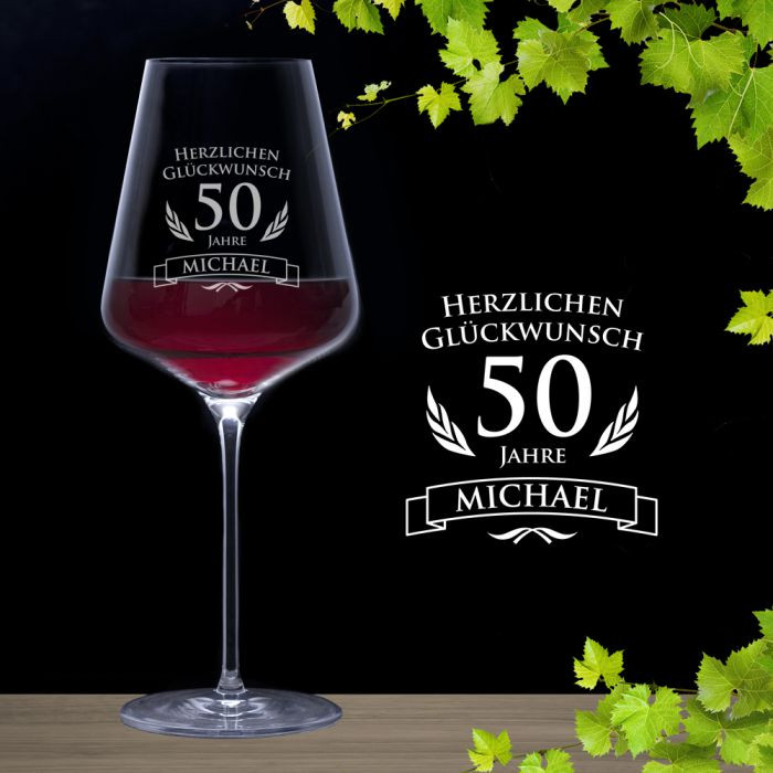 Zum 50 Geburtstag Geschenke
 Weinglas zum 50 Geburtstag für junggebliebene Weintrinker