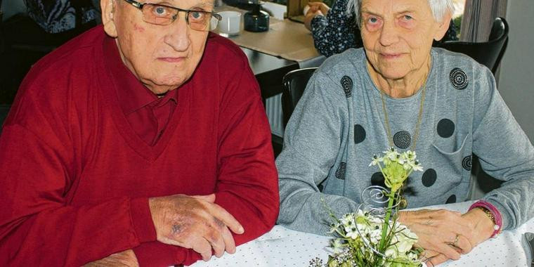 65 Jahre Hochzeit
 Eiserne Hochzeit 65 Jahre durch dick und dünn