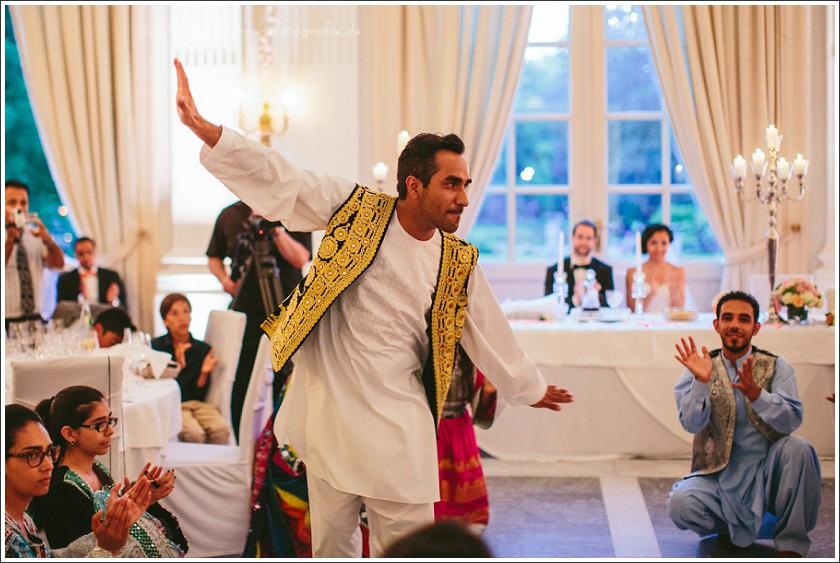 Afghanische Hochzeit
 Freie & afghanische Trauung in der Redoute in Bonn