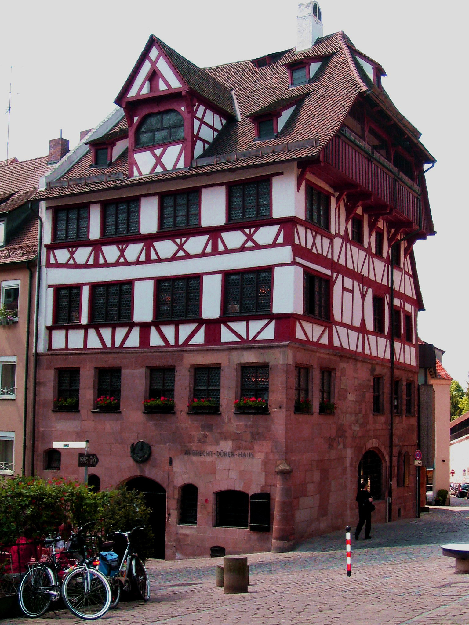 Albrecht Dürer Haus
 Nürnberger Astronomieweg – Station 08