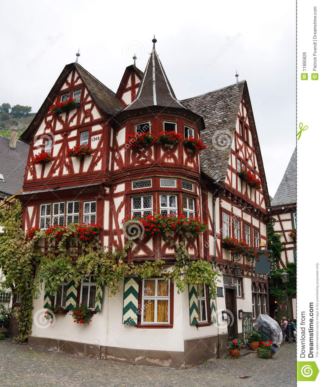 Altes Haus
 Altes Haus Oud Huis In Bacharach Duitsland Stock Foto
