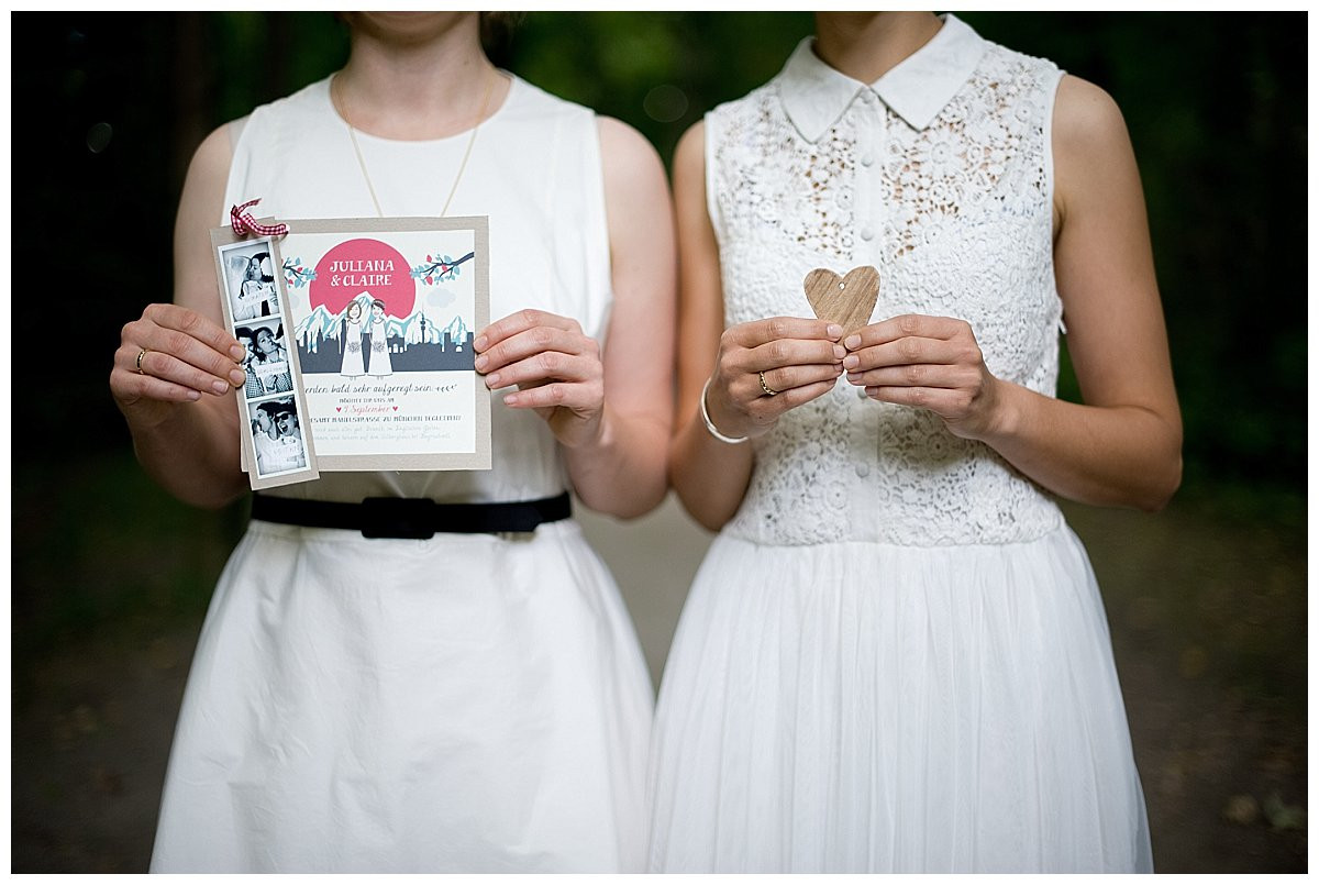 Änderungen Nach Hochzeit
 Juliana & Claire intimes Hochzeitsfest in München