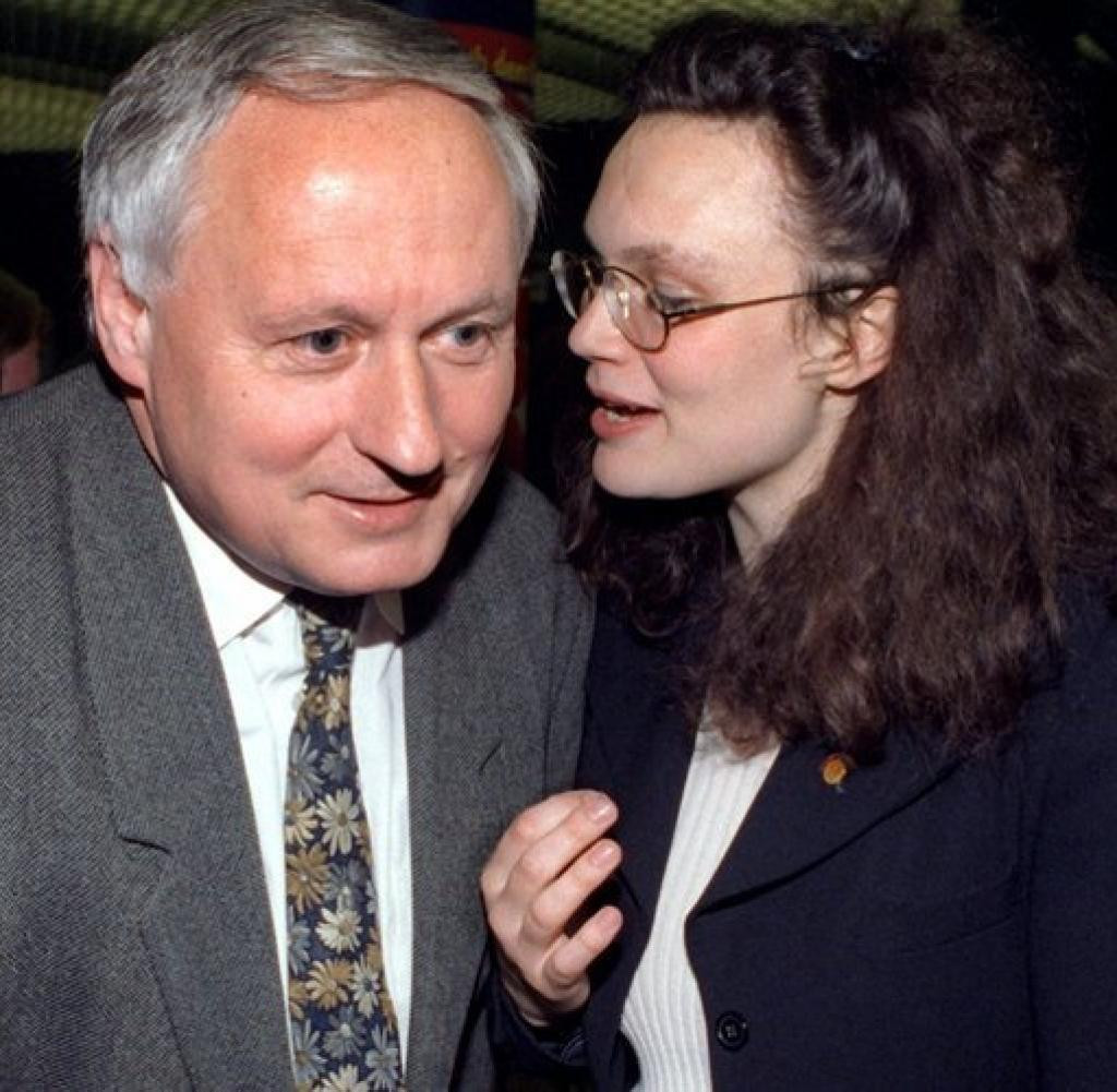 Andrea Nahles Hochzeit
 Andrea Nahles Einst Juso heute Generalsekretärin