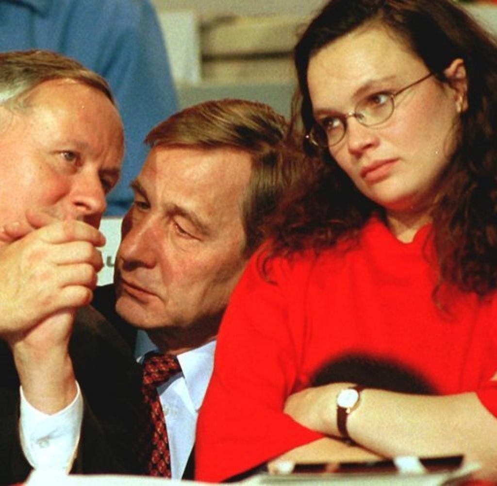 Andrea Nahles Hochzeit
 Politikerin privat Andrea Nahles schenkt sich Hochzeit zu