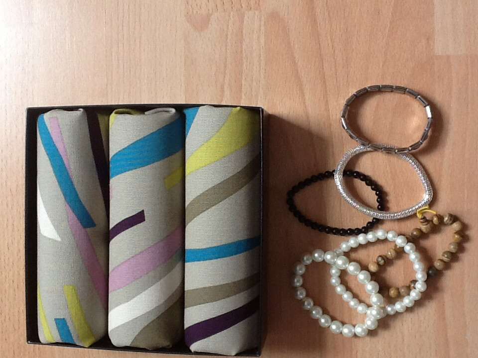 Armbänder Diy
 DIY Aufbewahrung für Armbänder