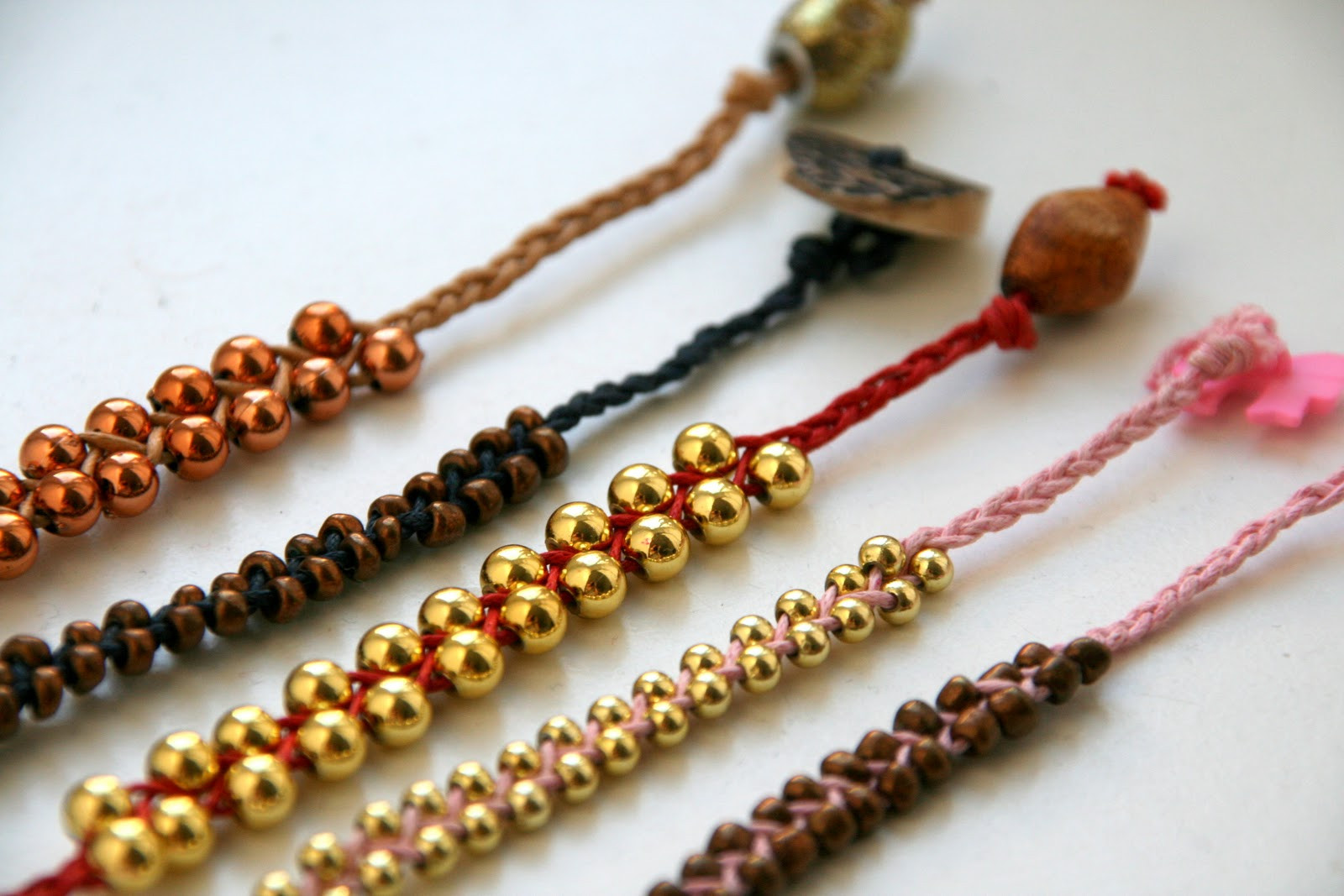 Armbänder Diy
 vida nullvier DIY Armbänder mit Liebe gemacht