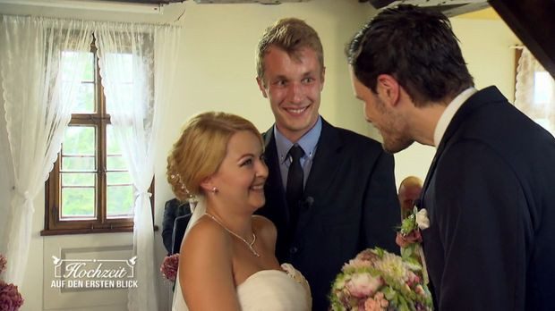 Aron Hochzeit Auf Den Ersten Blick
 Hochzeit auf den ersten Blick Video Es wird wieder