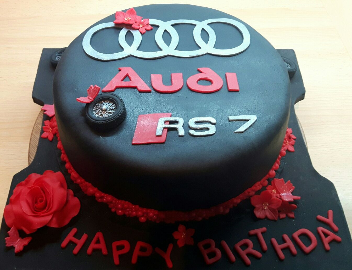 Audi Geschenke
 Die besten 25 Audi torte Ideen auf Pinterest