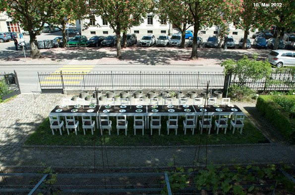 Auf Dem Tisch Ficken
 auf dem tisch ficken